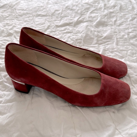 Naturalizer N5 Comfort Women’s Size 7 Maroon / Wine Suede - Picture 1 of 7